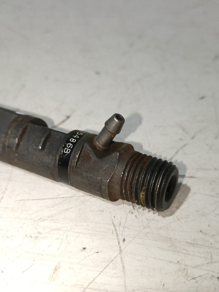 Inyector Ford Focus Berlina (CAP) 2004-2007 1.8 TDCi Turbodiesel CAT 1.8L 85kW 2T1Q9F593AA