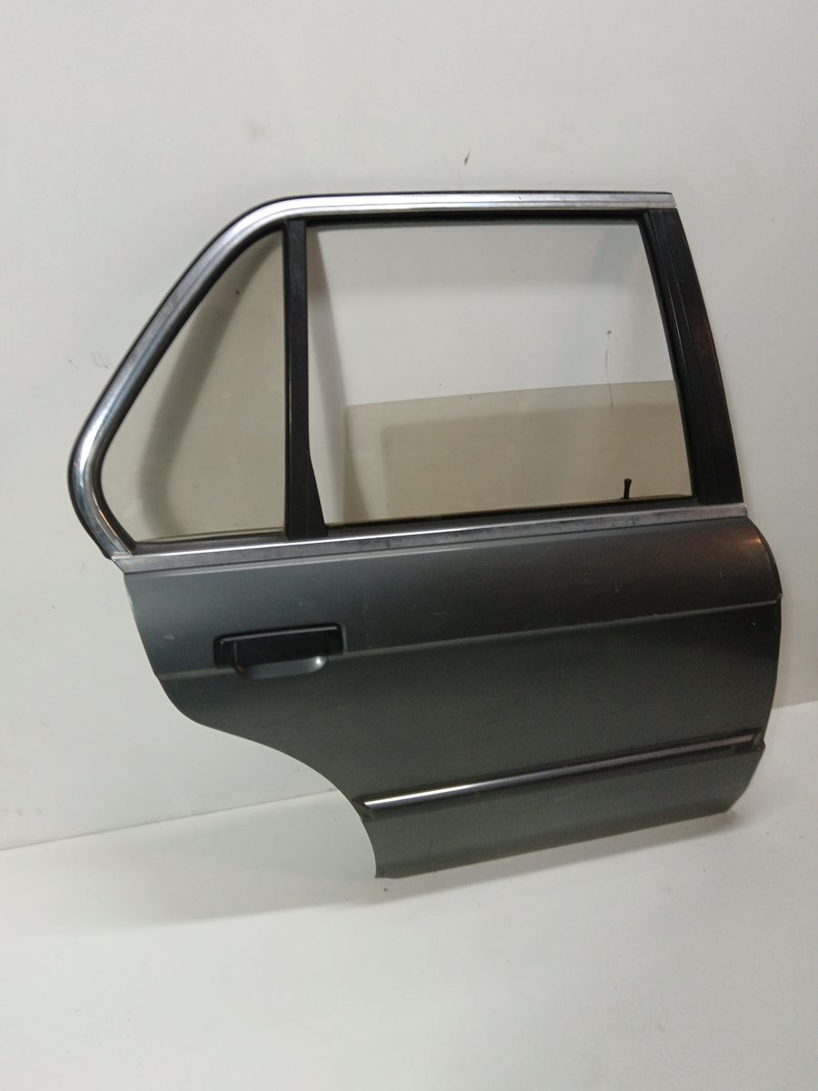 Puerta Trasera Derecha BMW Serie 3 Berlina (E30) desde 1982