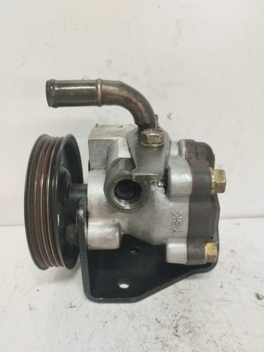 Bomba Direccion Hyundai Accent (X3) 1994-1997 1.5 GS 1.5L 65kW 5711022000