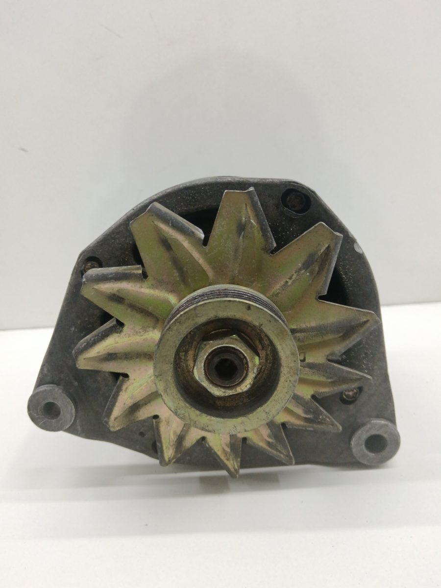 Alternador Peugeot 205 Berlina 1983-1998 1,1 1.1L 44kW 2541722
