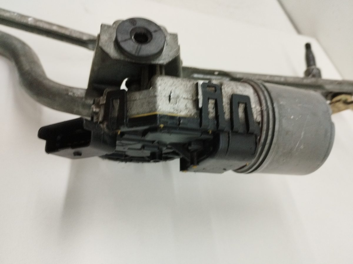 Motor Limpia Delantero Renault Clio Ii Fase Ii (B/CB0) 2001-2013 1.5 dCi Diesel 0390241519