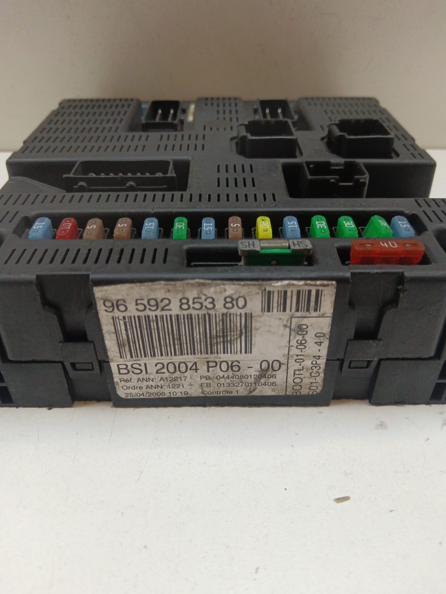 Caja Reles / Fusibles / Modulo Bsi Citroën C3 1995-2010 1.4 HDi 1.4L 50kW 9659285380