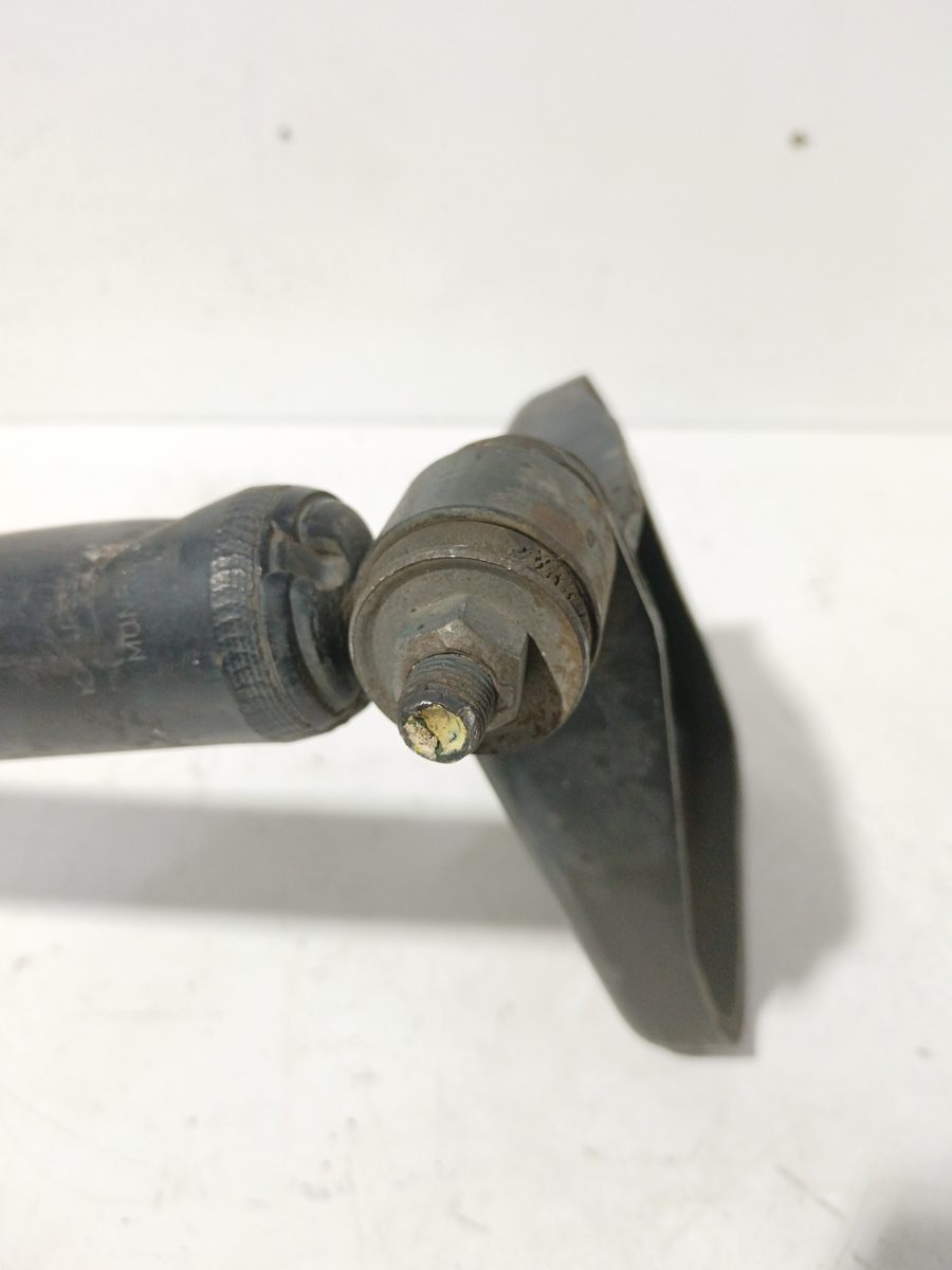 Amortiguador Trasero Der/Izq Nissan Serena (C23M) 1992-2002 2.0 Diesel 562109C002