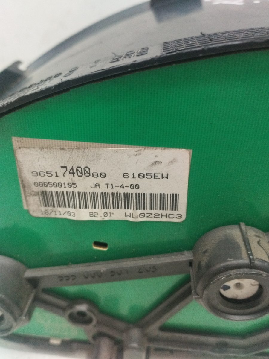 Tablero de Instrumentos Peugeot 206 Berlina 1998-2010 XR 1.9L 51kW 9651740080