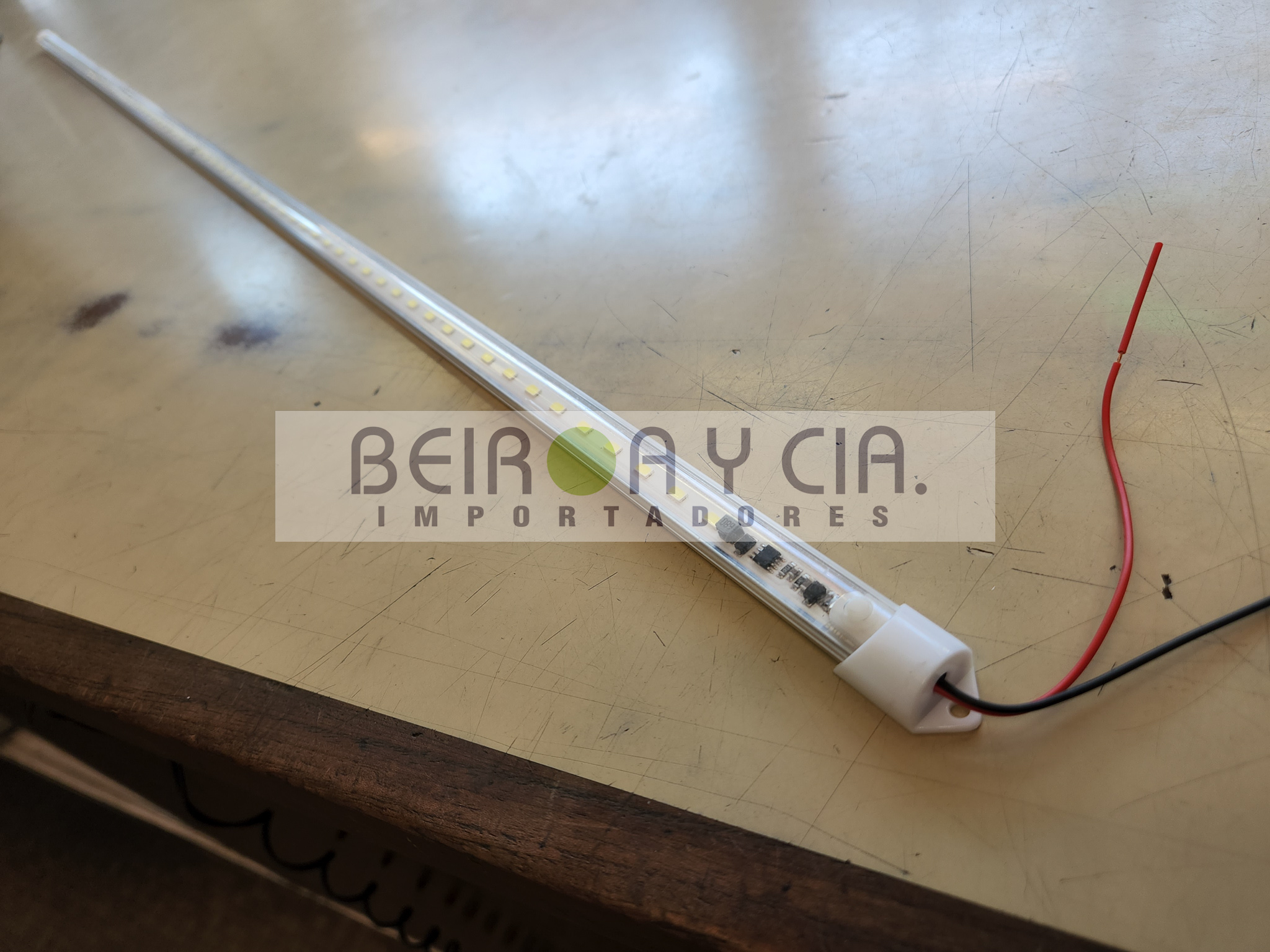 PLAFON XE LED 100CM X 2CM C/LLAVE 12/24V