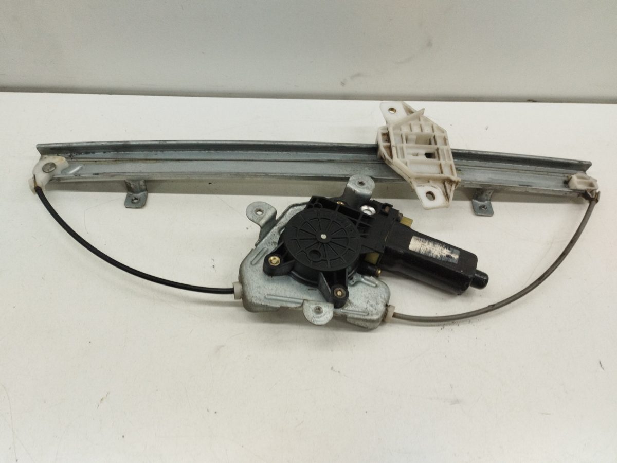 Alza Cristal Delantero Izquierdo Electrico Hyundai Atos Prime (MX) 2000-2010 9881002100