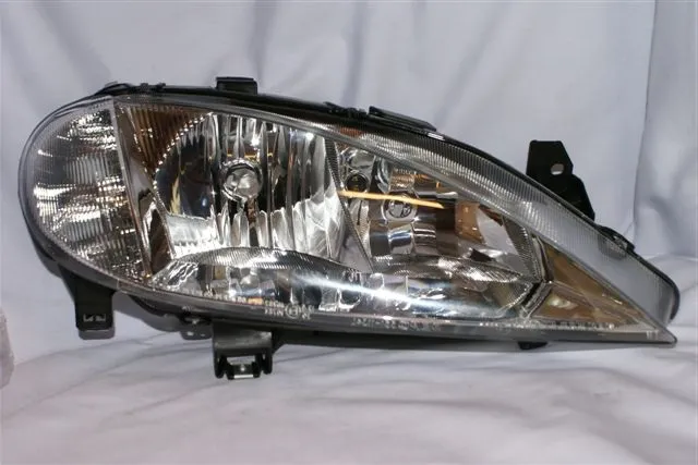 Semioptica delantera derecha Renault Megane eléctrica