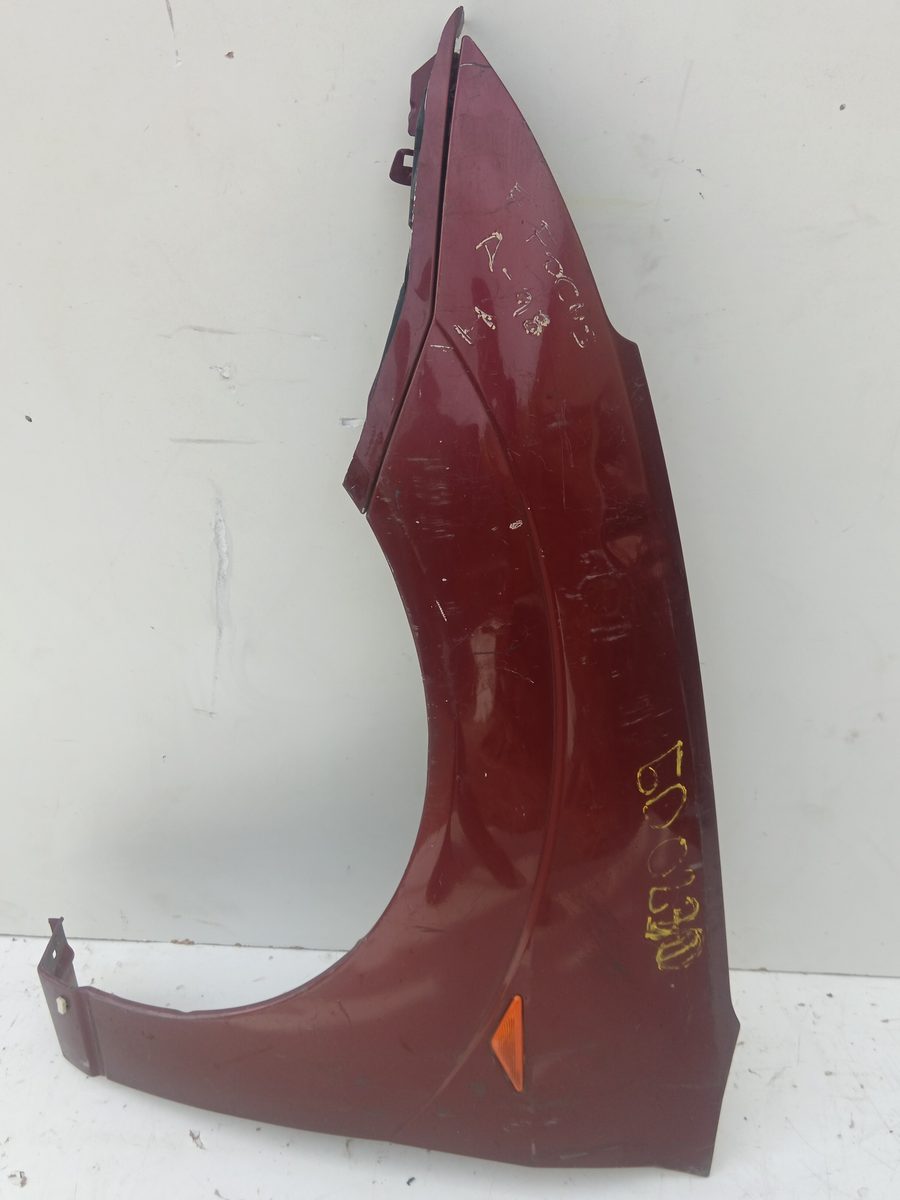 Guardabarro Delantero Izquierdo Ford Focus Berlina (CAK) 1998-2004 Ambiente