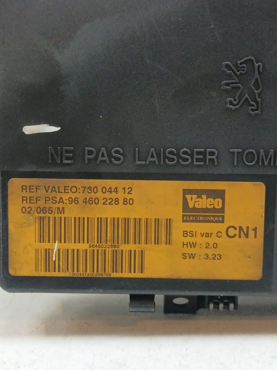 Caja Reles / Fusibles / Modulo Bsi Citroën Xsara Berlina 1997-2005 1,6 1.6L 65kW 73004412