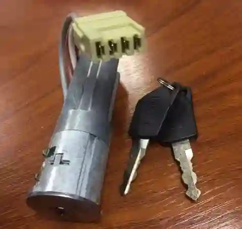 Cilindro de arranque con llave