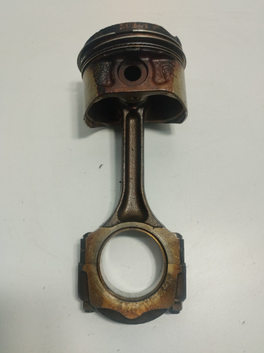 Piston Y Biela Renault Clio Ii Fase I (B/CBO) 1998-2001 1.6 Initiale (B/CBOD) 1.6L 66kW