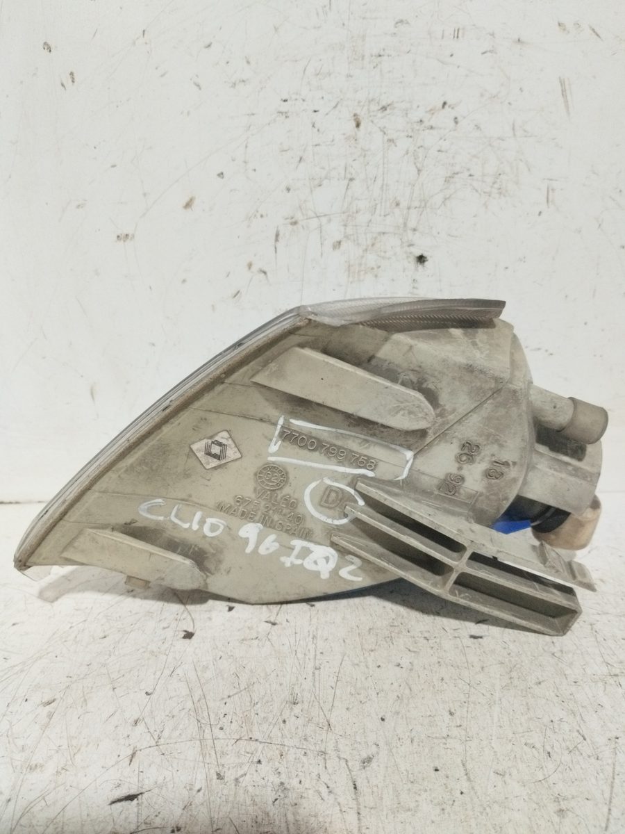 Señalero Derecho Renault Clio I Fase I+II (B/C57) 1991-1998 6R0189007