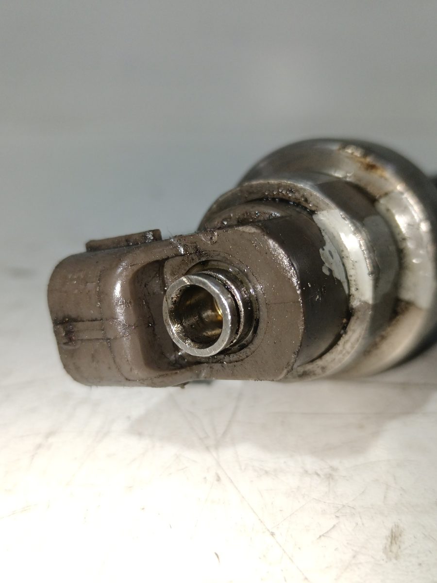 Inyector Opel Astra J Lim. 2009-2015 1.7 16V CDTI 1.7L 92kW 55567729