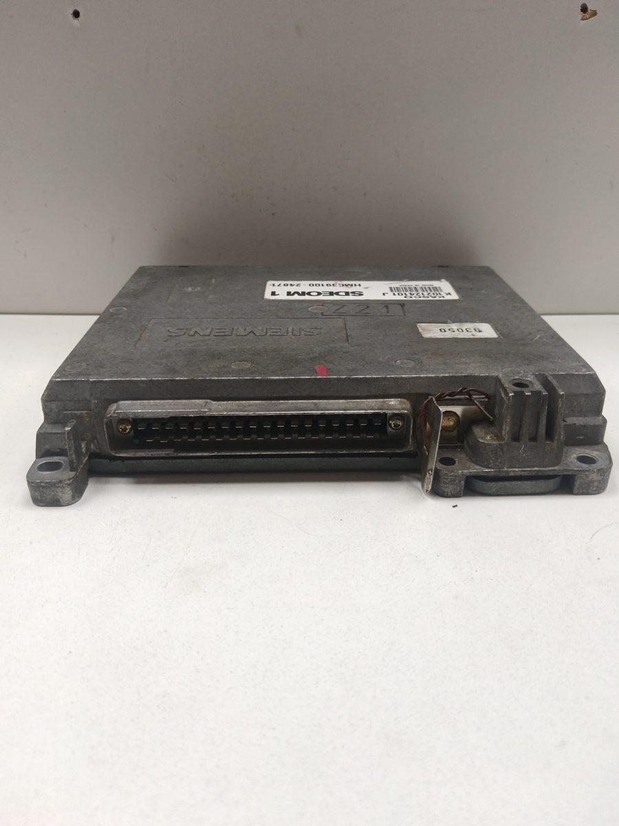 Centralita Motor Uce Hyundai Pony (X2) desde 1991 1.5 GLS Berlina K102124101J
