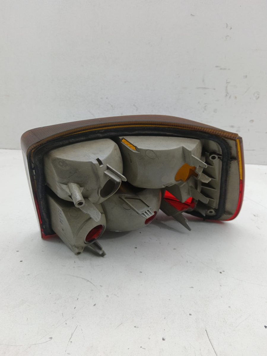 Farol Trasero Izquierdo Exterior Chevrolet Astra F Berlina 1991-1998 Básico 394433
