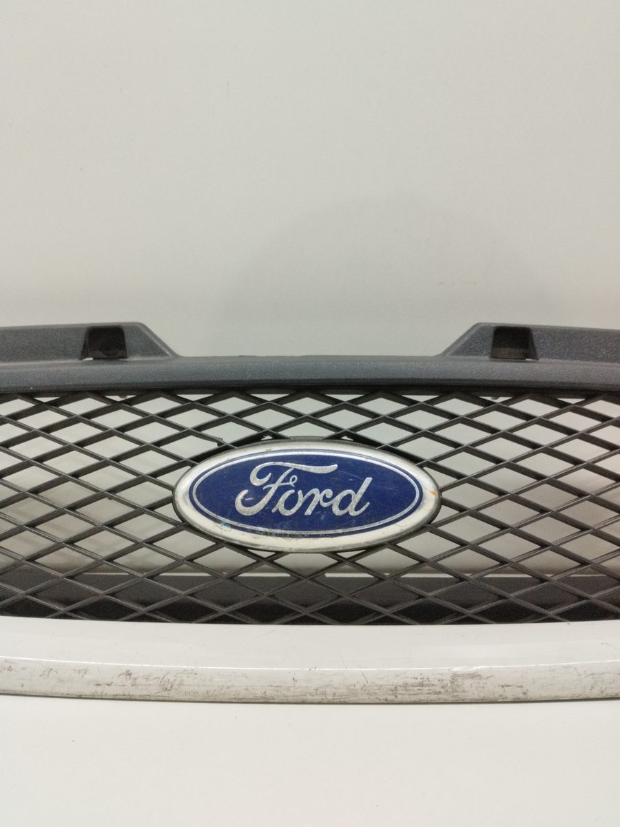 Careta Ford Fiesta Berlina (DX) 1999-2002 1S618A133AA