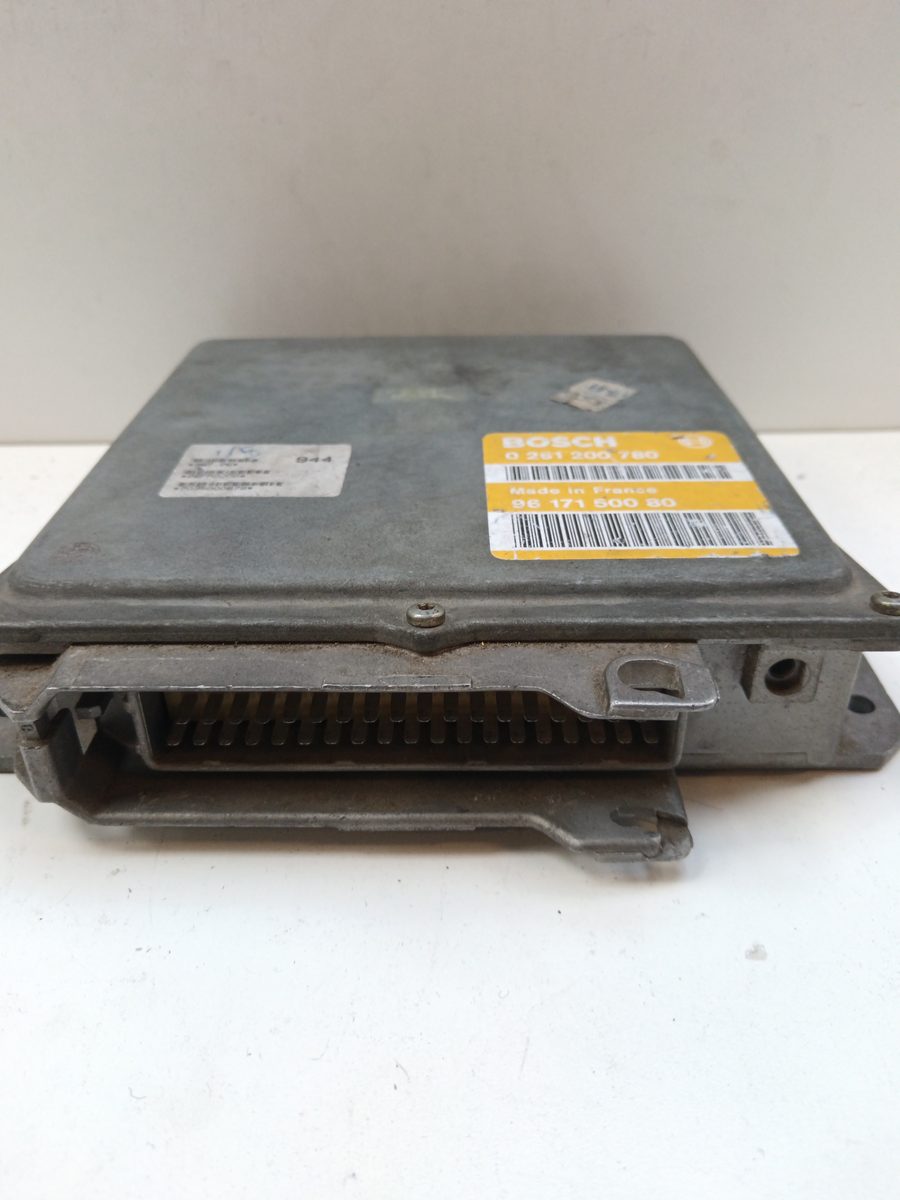 Centralita Motor Uce Peugeot 106 (S1) 1991-1996 Long Beach 1.0L 37kW 0261200780