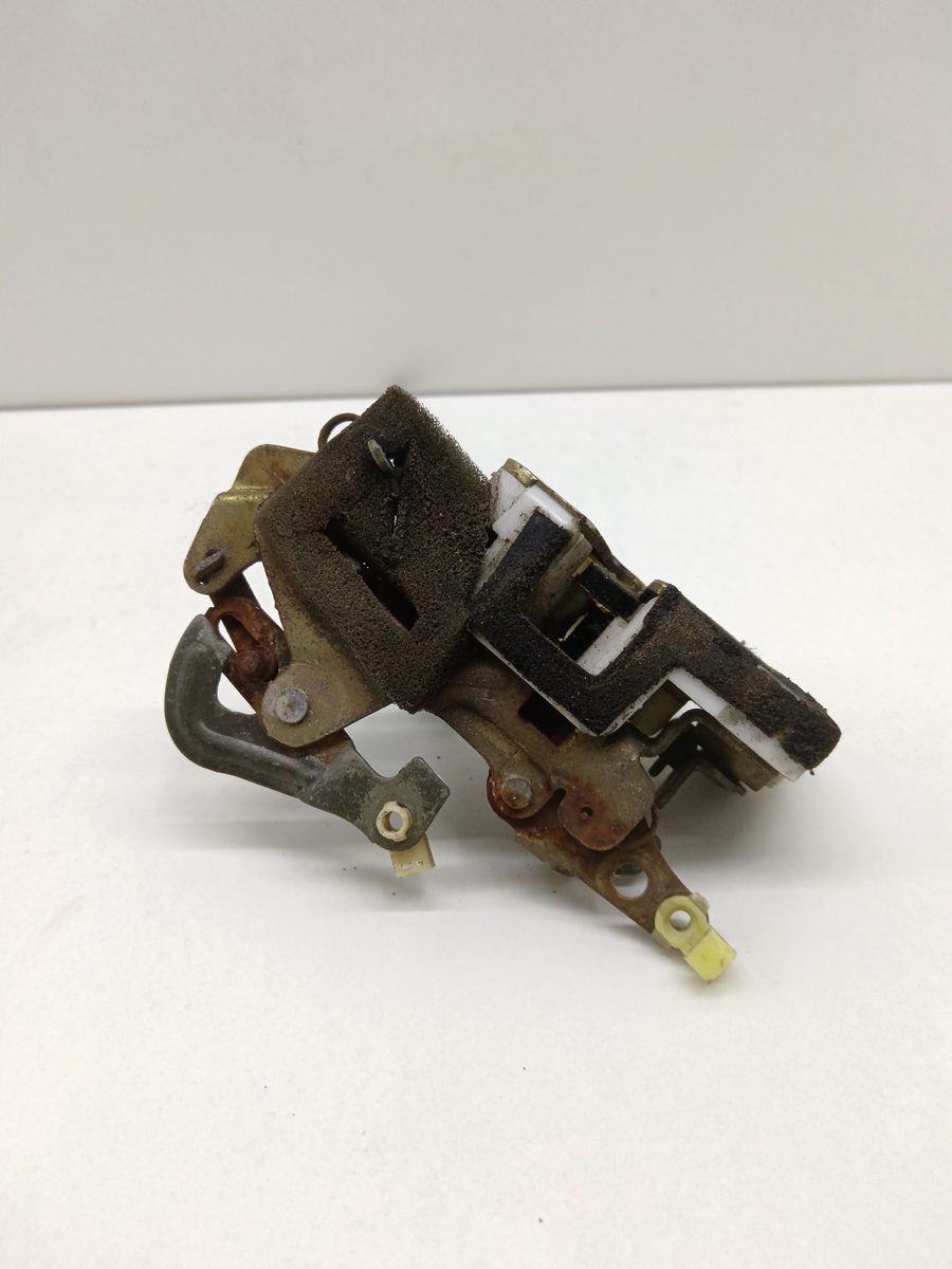 Cerradura Puerta Trasera Izquierda Ssangyong Musso 2000-2006 Turbodiesel CAT