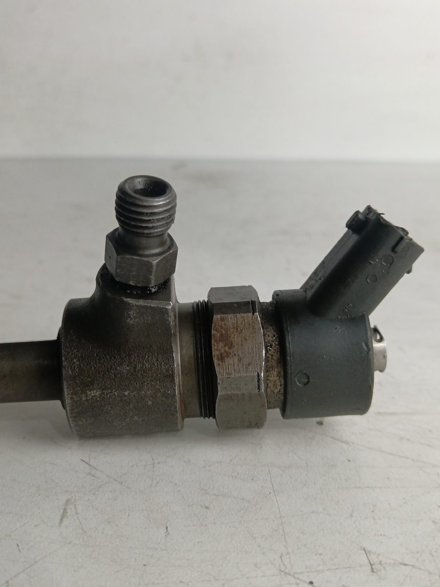 Inyector Alfa Romeo 147 (190) 2000-2006 1.9 JTD 16V CAT 1.9L 103kW 0445110119