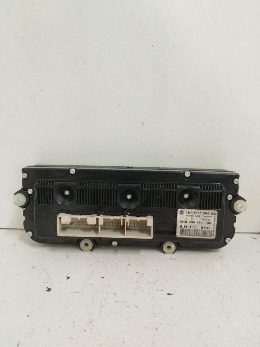 Comandos de Calefacción Volkswagen Jetta (1K2) 2005-2010 Advance 1.9L 77kW 1K0907044