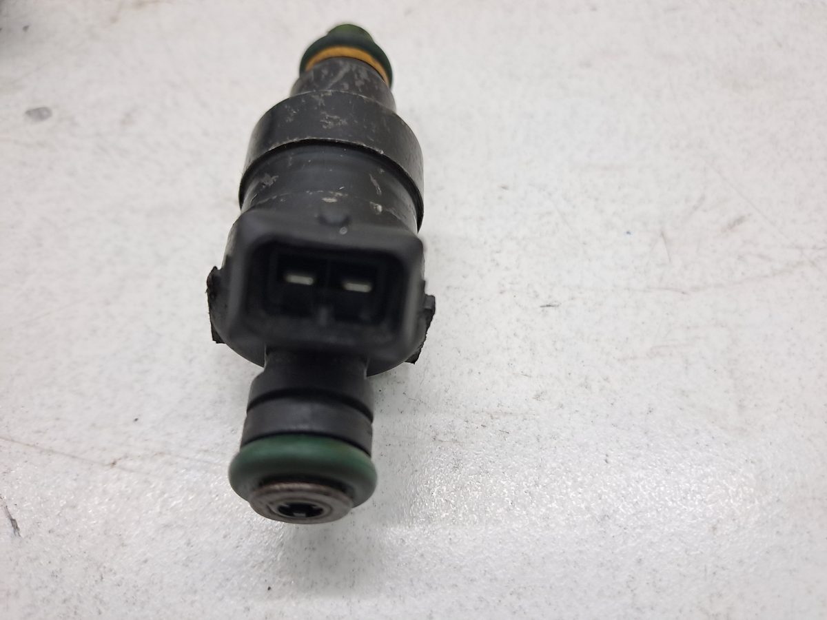 Inyector Audi A4 Avant (B5) 1999-2001 1,8 1.8L 92kW