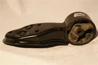 SOPORTE MOTOR TRA NISSAN SUNNY B12
