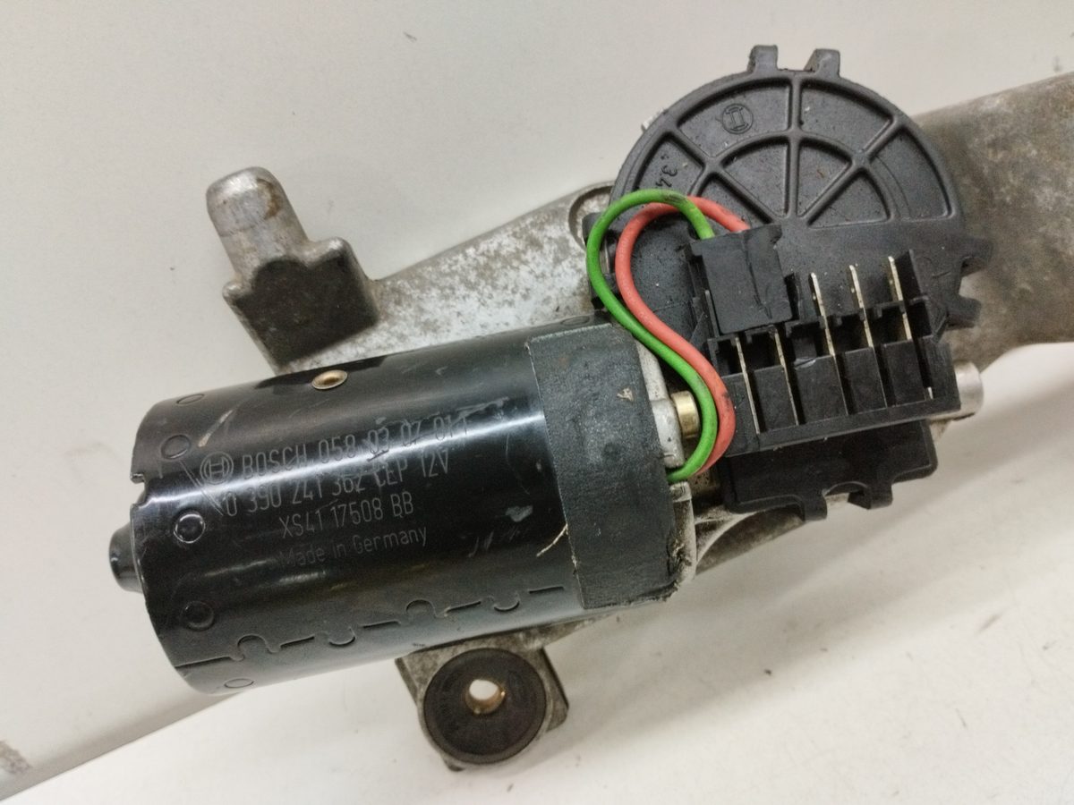 Motor Limpia Delantero Ford Focus Berlina (CAK) 1998-2004 0390241362