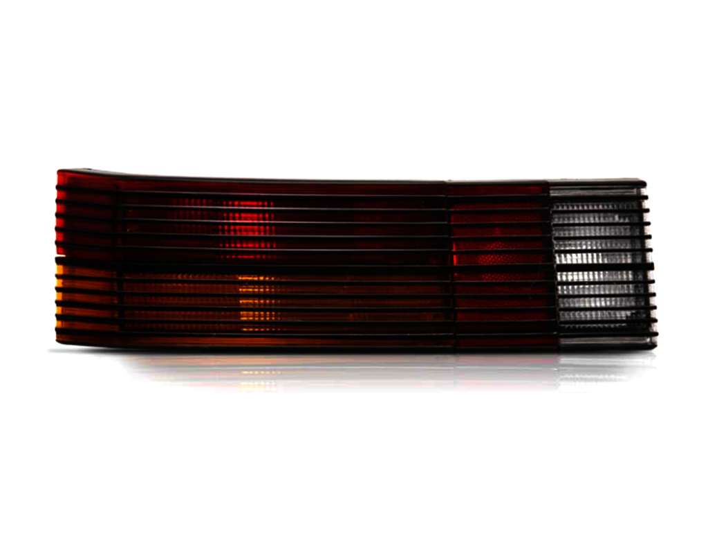 FARO TRASERO VW PASSAT F/NEGRO IZQ.