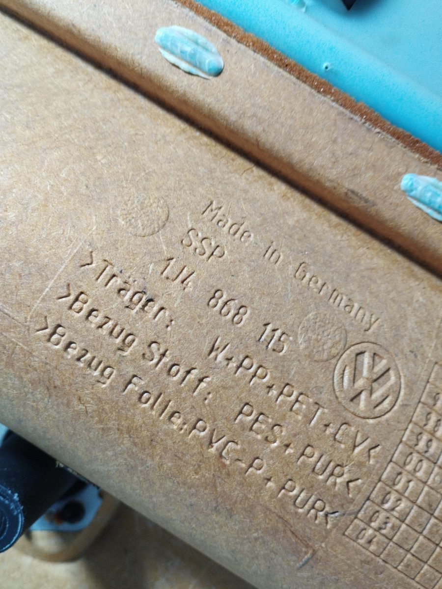 Tapizado Interior Puerta Trasero Izquierdo Volkswagen Bora Berlina (1J2) 1J4868115