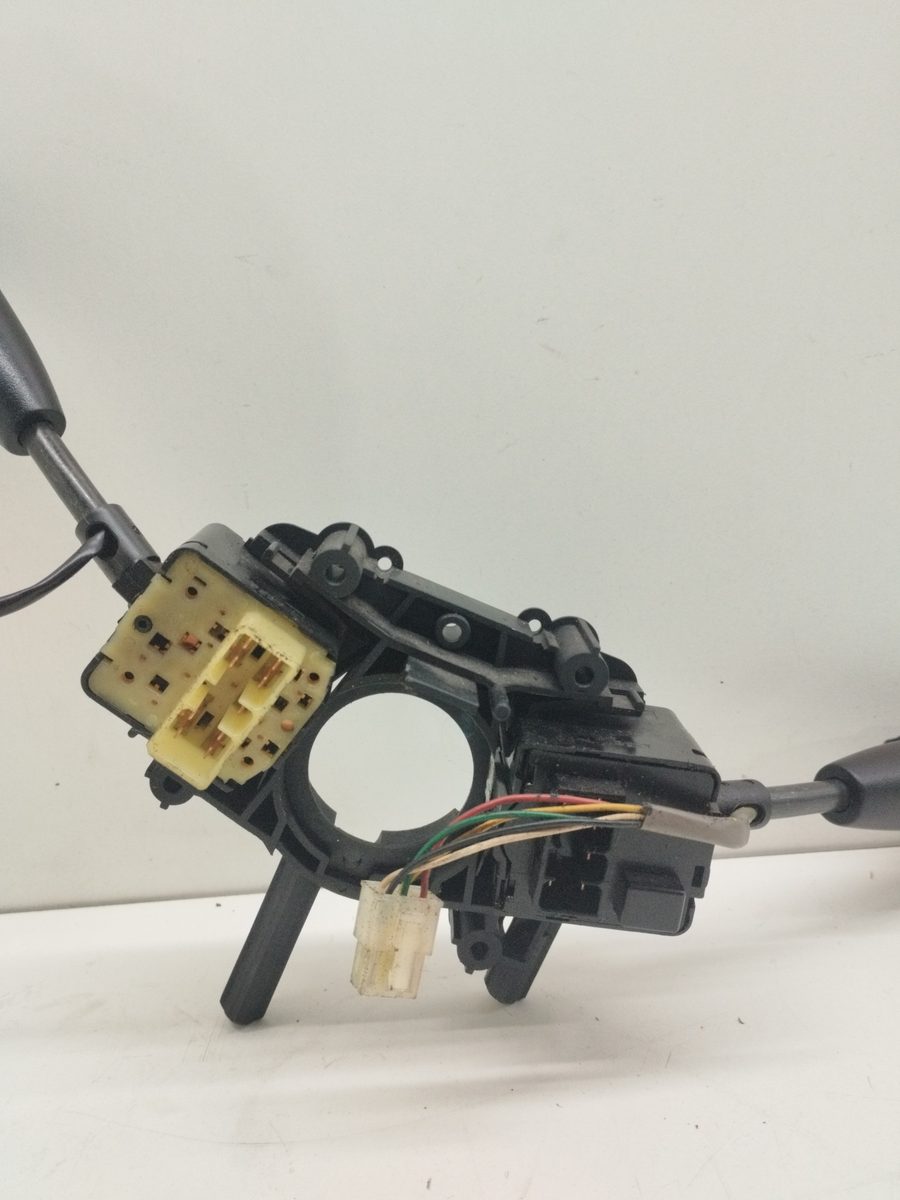 Llave Señalero Y Limpiaparabrisas Chevrolet Matiz 2005-2005 SE 0.8L 38kW