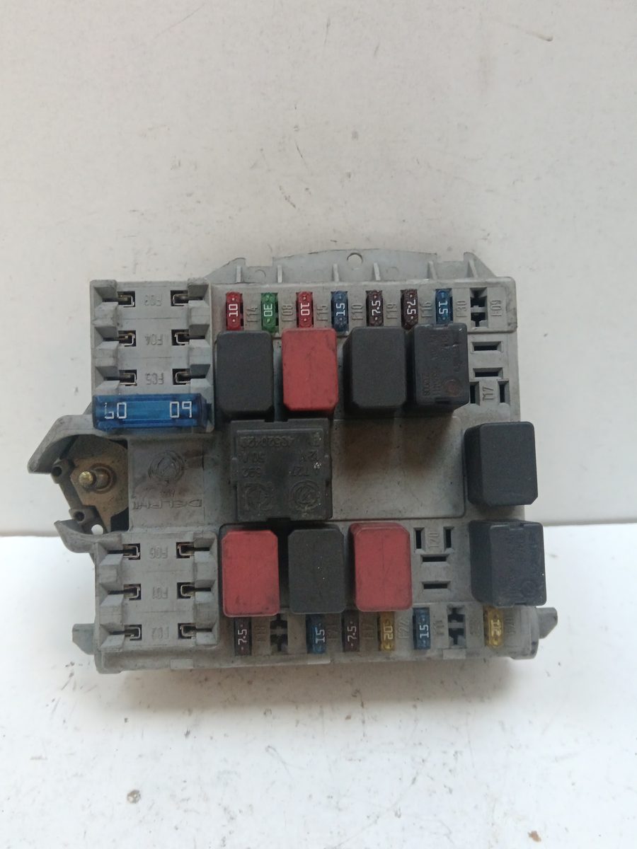 Caja Reles / Fusibles Fiat Doblo (119) 2005-2010 51756264