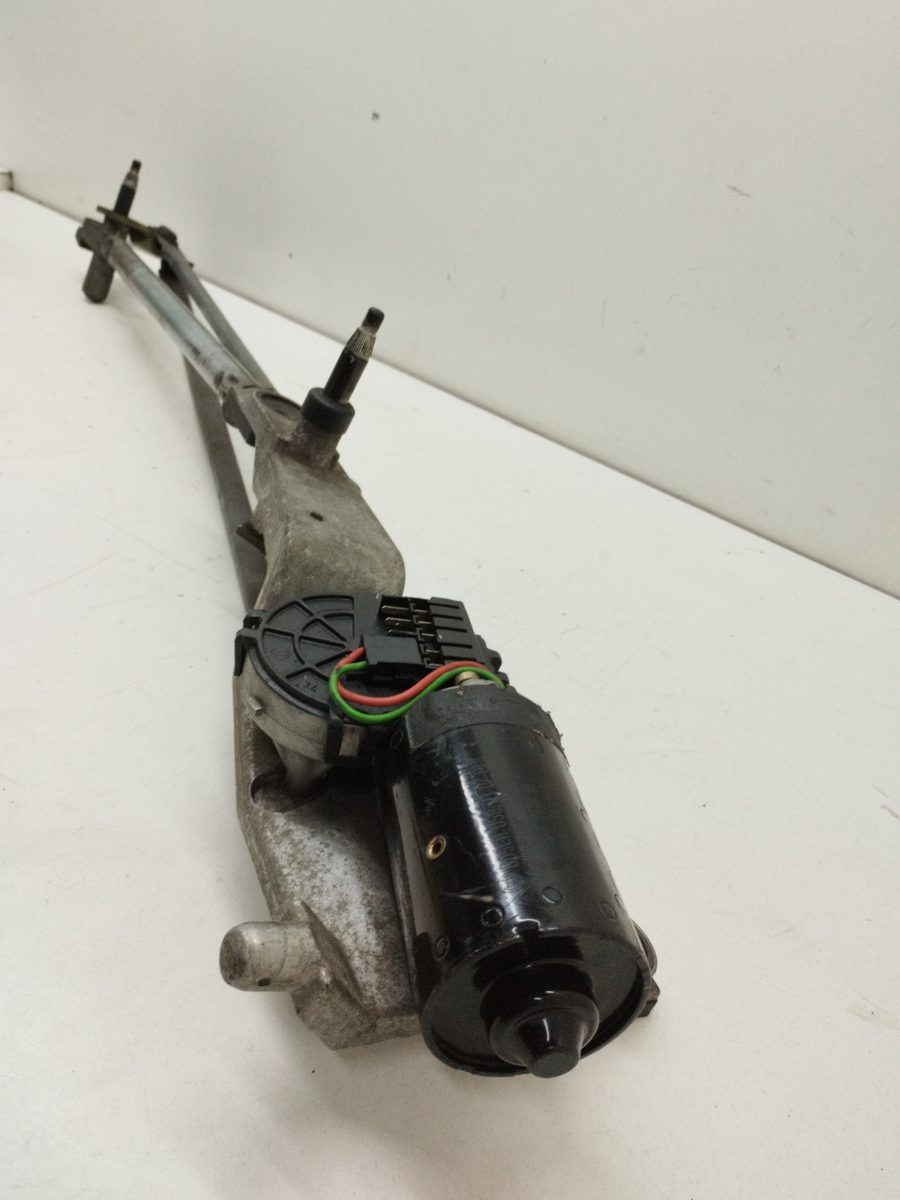 Motor Limpia Delantero Ford Focus Berlina (CAK) 1998-2004 0390241362