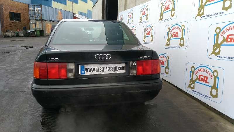 Caja Reles / Fusibles Audi 100 Berlina (C4) desde 1990 Europa 2.6L 110kW 443941822A