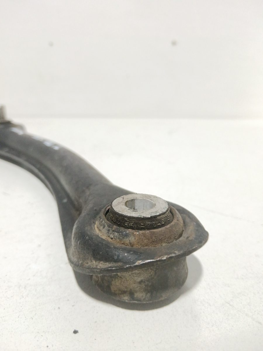 Brazo Suspension Superior Trasero Izquierdo Mercedes-Benz Clase C (W202) Berlina 1993-2000