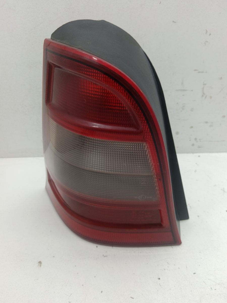 Farol Trasero Izquierdo Exterior Mercedes-Benz Clase A (W168) 1997-2004 A1688202964L