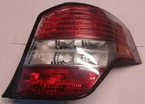 Farol trasero derecho