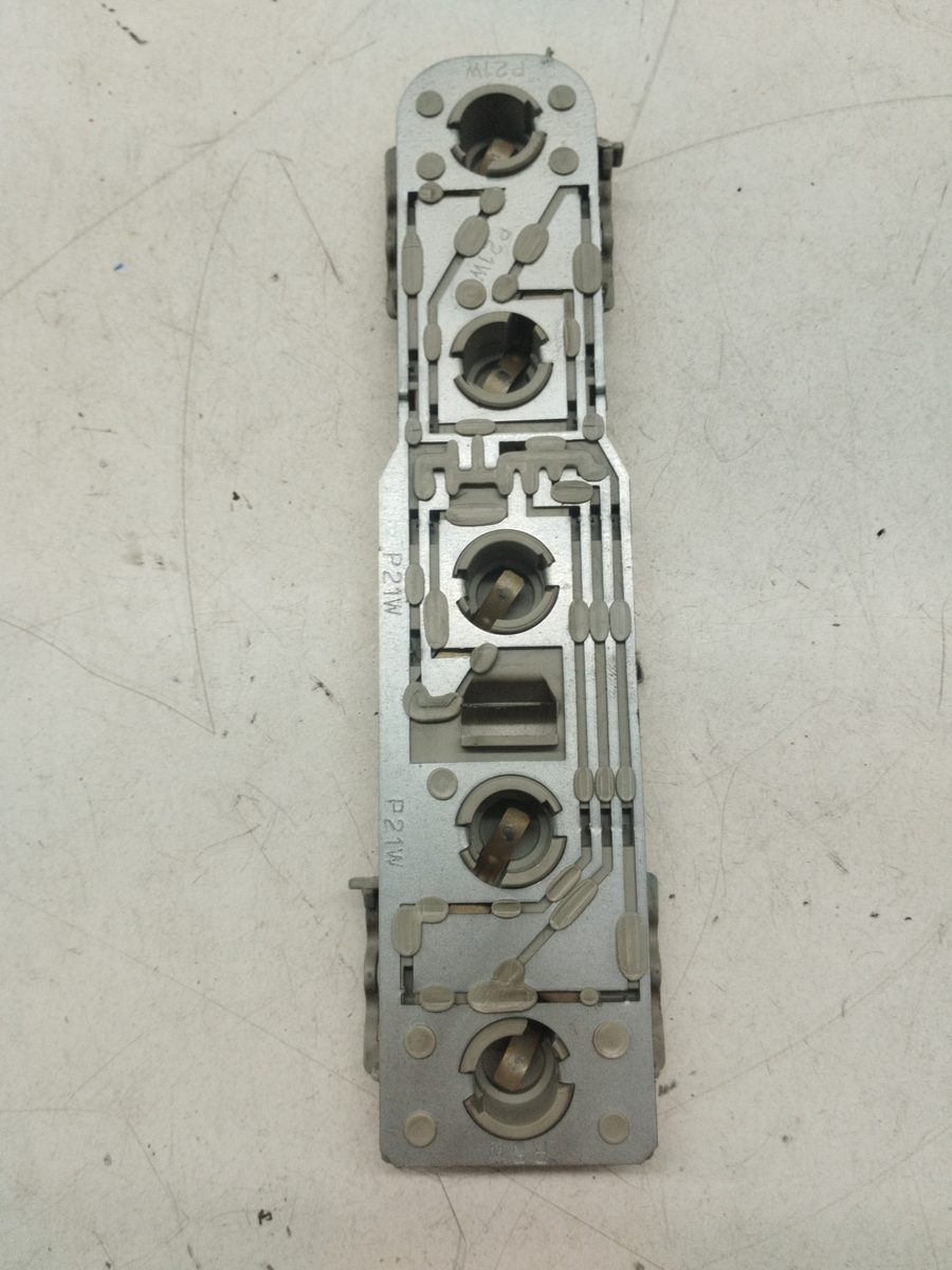 Porta Lampara Trasero Derecho Chevrolet Corsa B 1996-2000 Edition 2000