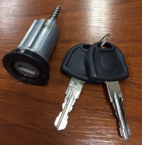 Cilindro de arranque con llave