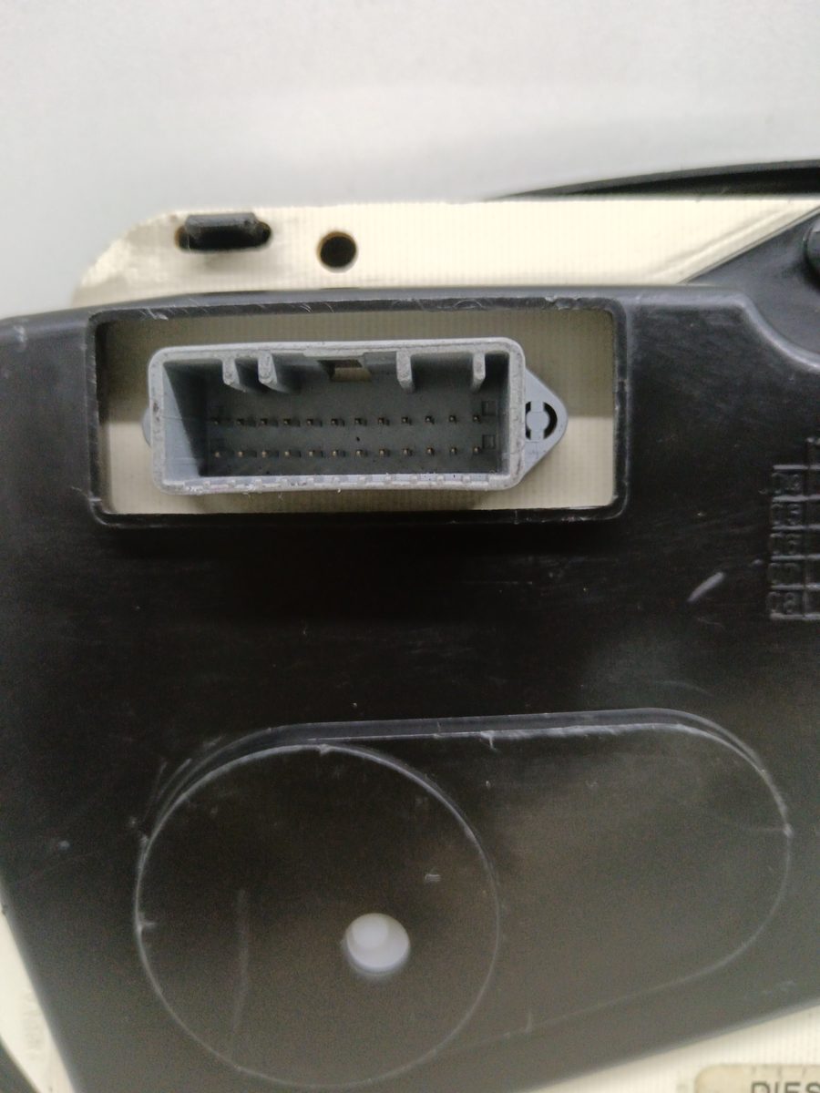 Tablero de Instrumentos Renault Logan 2005-2012 1.5 dCi Diesel FAP CAT P8200435079