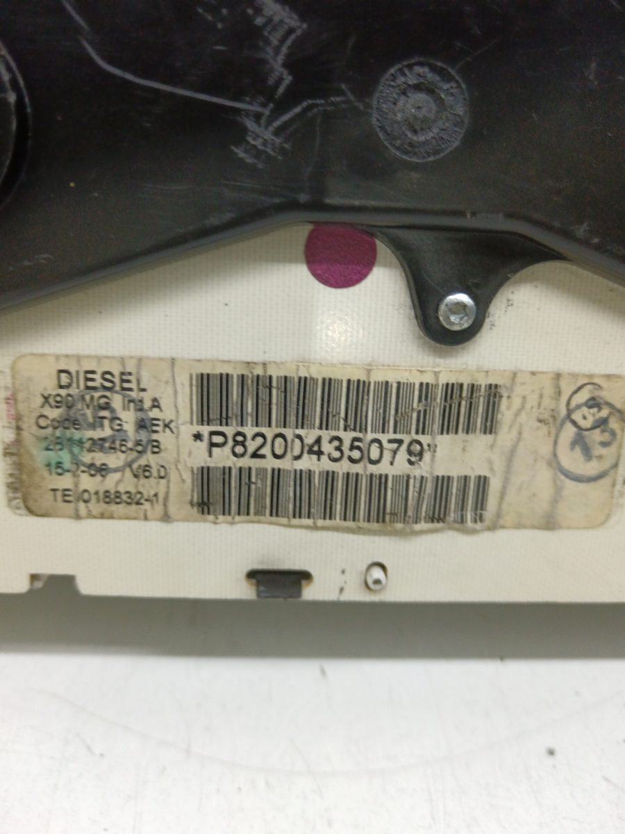 Tablero de Instrumentos Renault Logan 2005-2012 1.5 dCi Diesel FAP CAT P8200435079