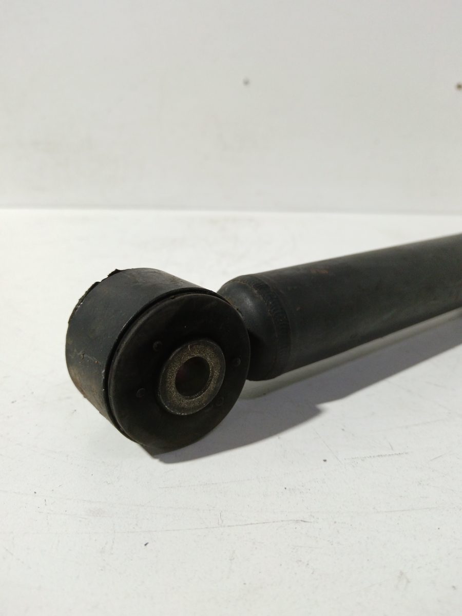 Amortiguador Trasero Der/Izq Renault Clio II Fase I (B/CBO) 1998-2001 1,2 7700426693