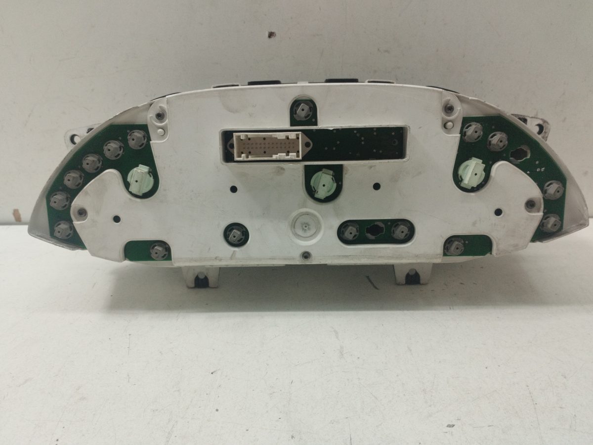 Tablero de Instrumentos Ford Focus C-max (CAP) 2003-2007 1.8 CAT 1.8L 92kW 98AB10849CJ