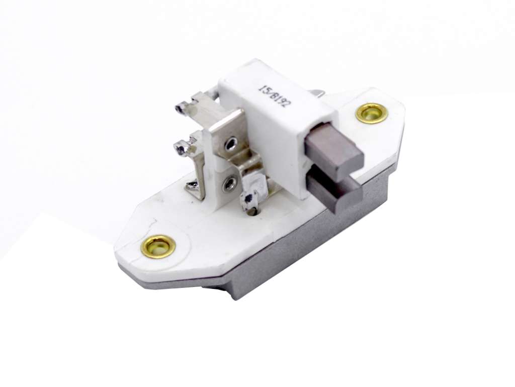 REGULADOR ALTERNADOR BOSCH FI/FO/GM/VW 12V COLECTOR 32MM