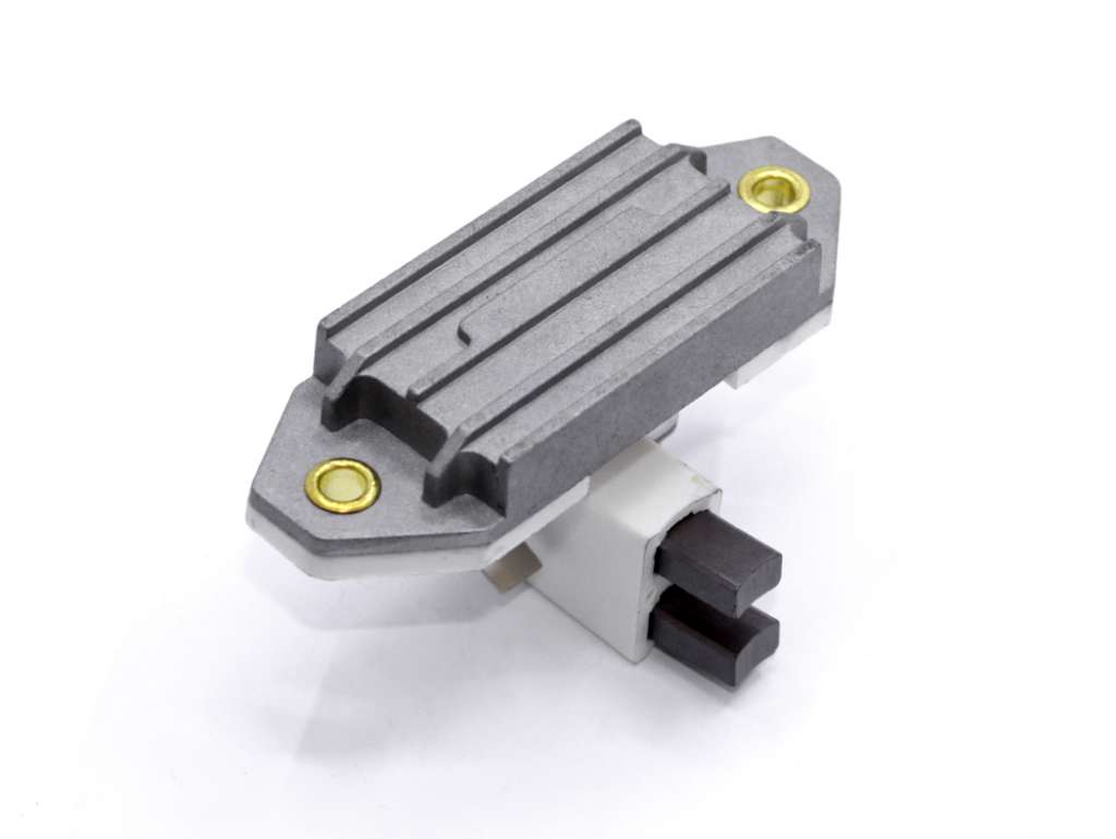 REGULADOR ALTERNADOR BOSCH FI/FO/GM/VW 12V COLECTOR 32MM