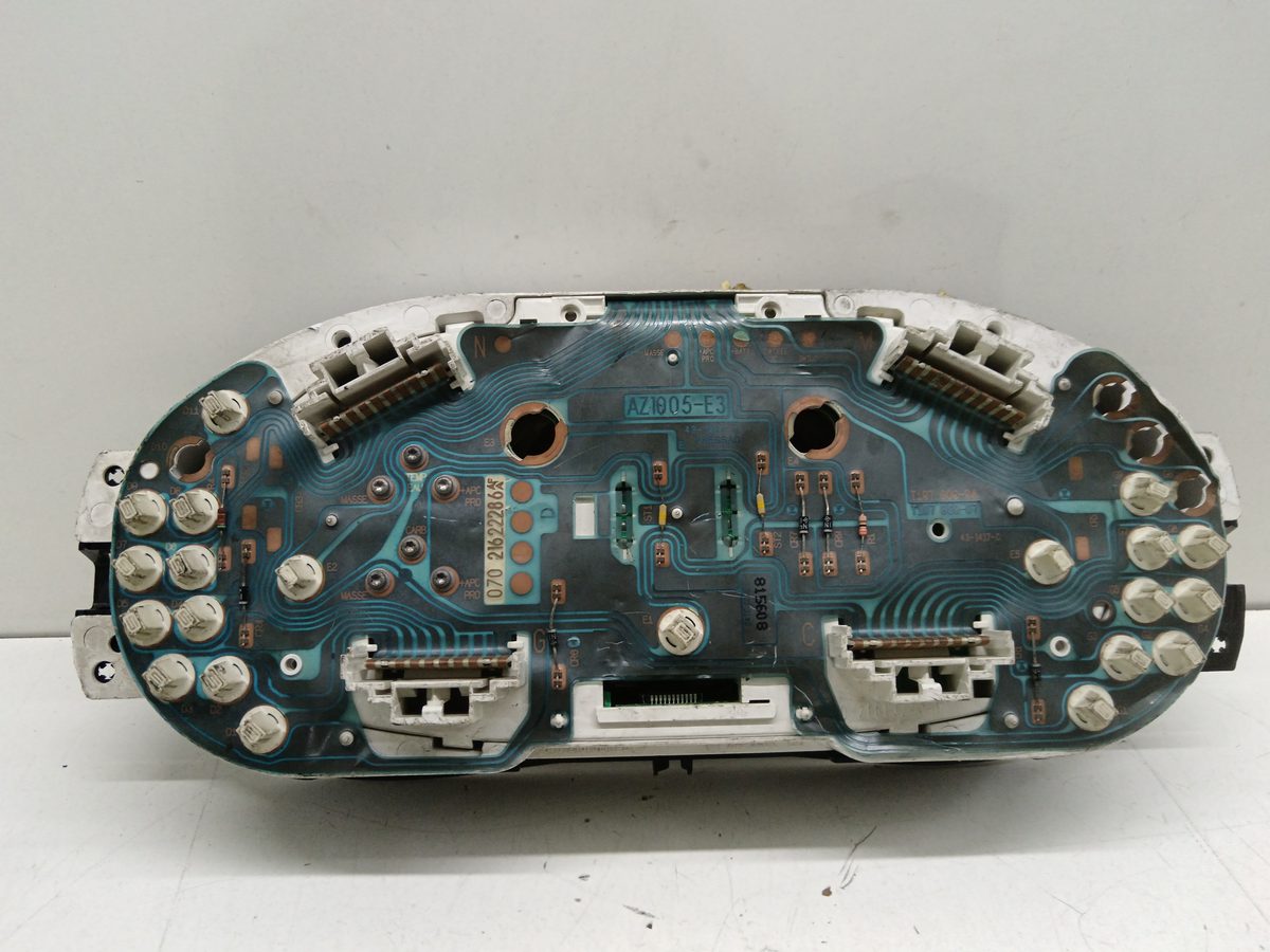 Tablero de Instrumentos Renault Clio II Fase I (B/CBO) 1998-2001 1.4 16V 7700410442