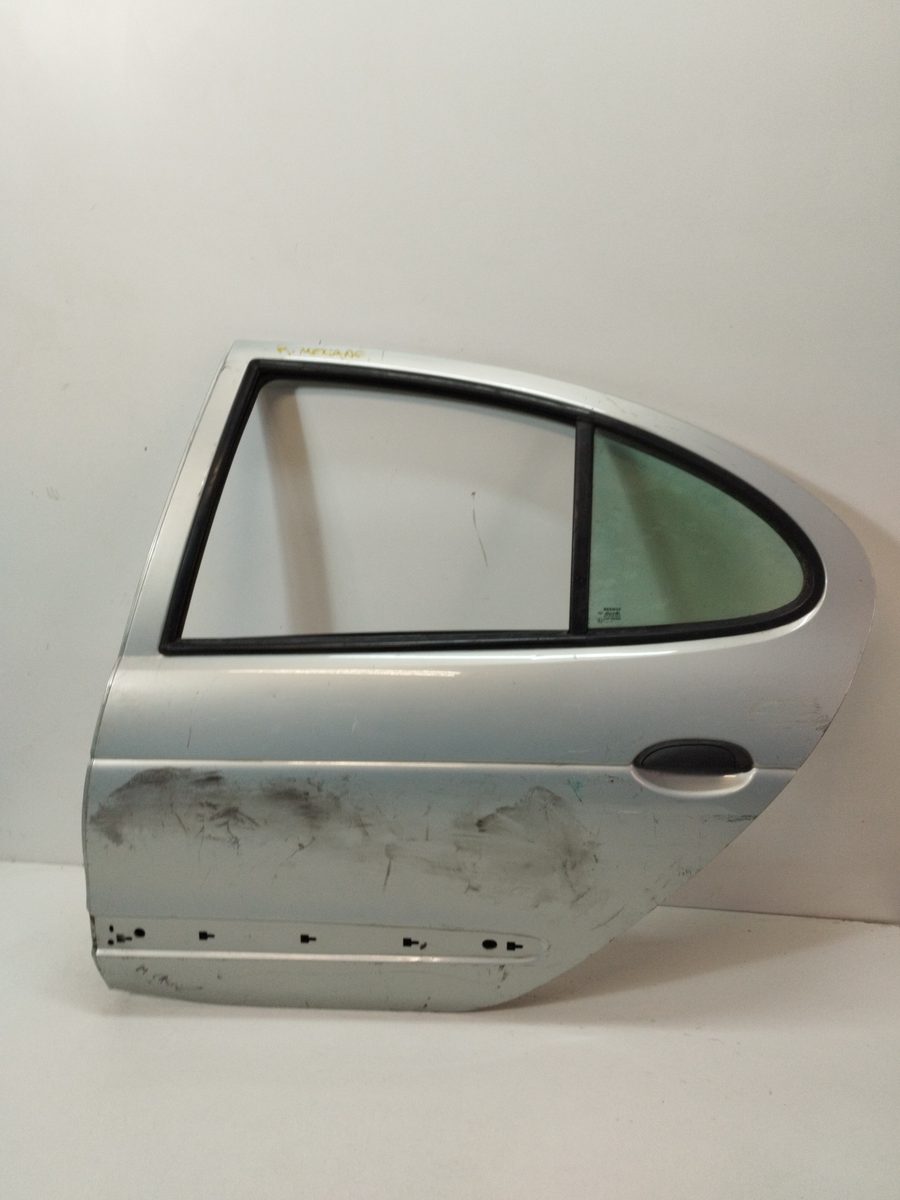 Puerta Trasera Izquierda Renault Megane I Classic (LA0) 1996-2001 Alize