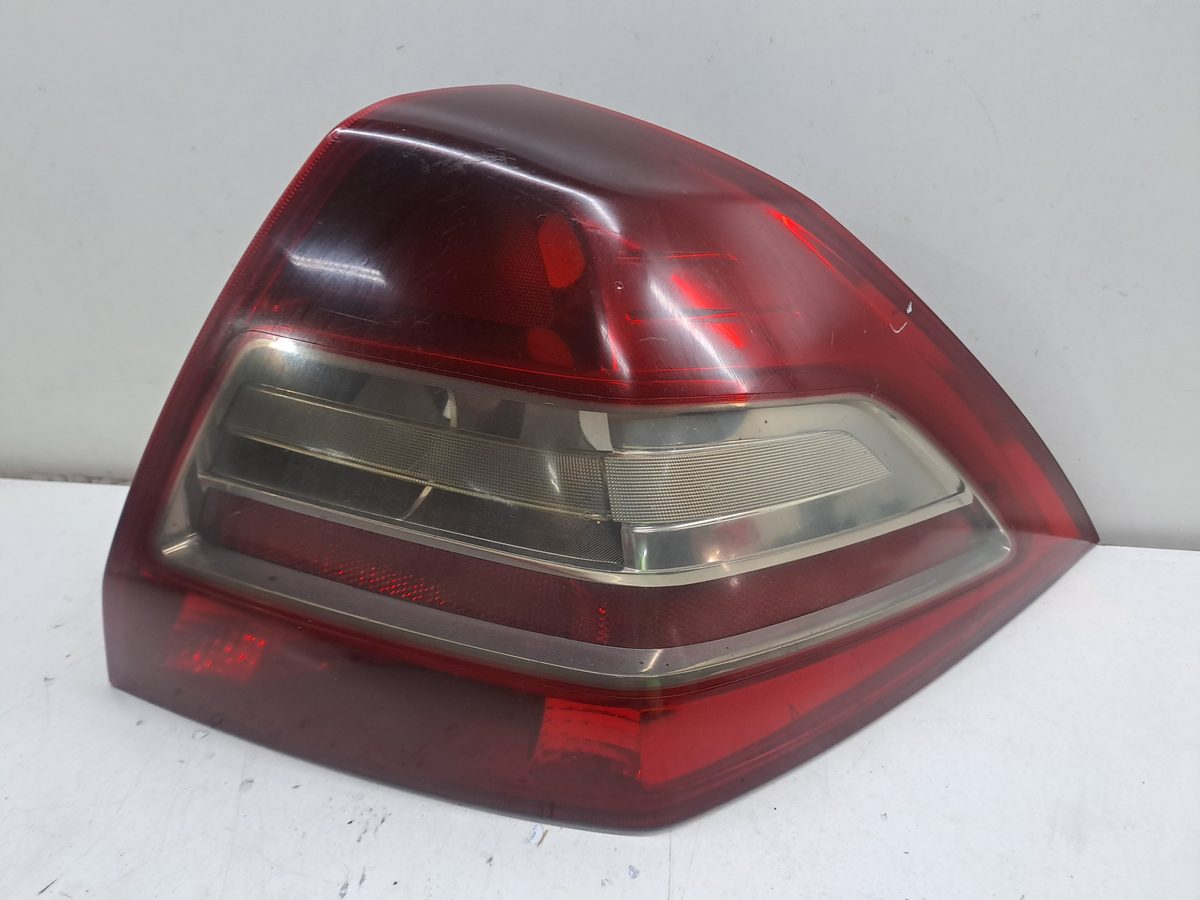 Farol Trasero Derecho Exterior Renault Megane Ii Classic Berlina 2003-2010