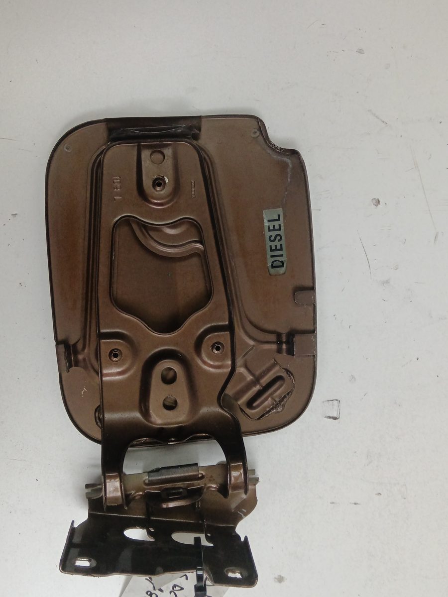 Tapa Exterior Combustible Renault Duster 2010-Actualidad Ambiance 4×2