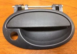 Manija de puerta exterior delantera derecha