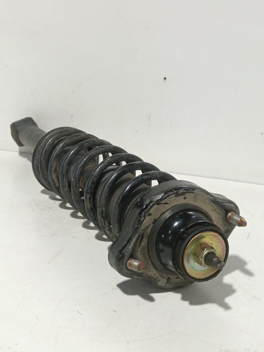 Amortiguador Trasero Der/Izq Mitsubishi Colt (CJ0) 1996-2003 1300 Avance MB809270